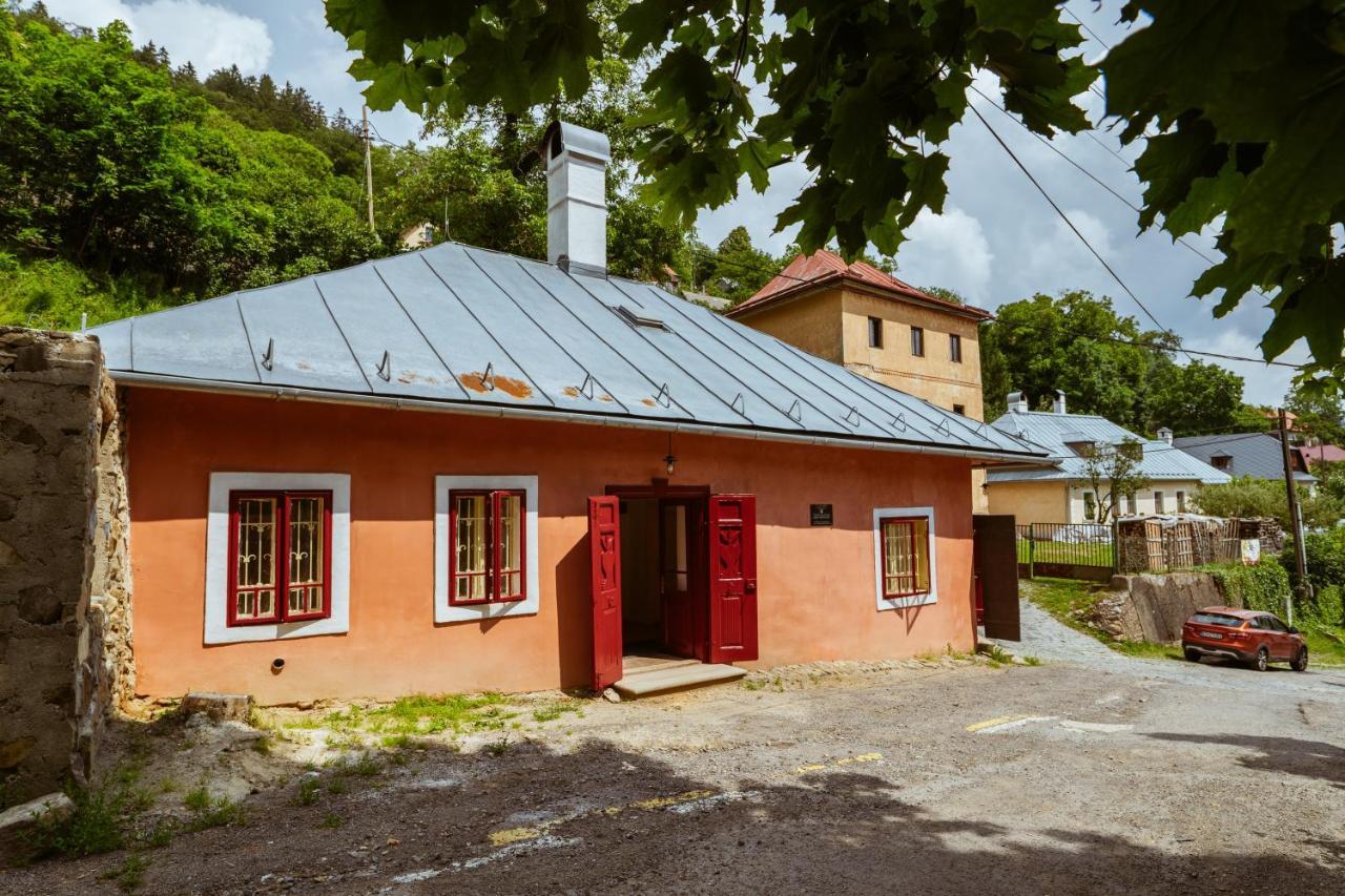 Apartmany Rodny Dom Deza Hoffmanna Banska Stiavnica Luaran gambar